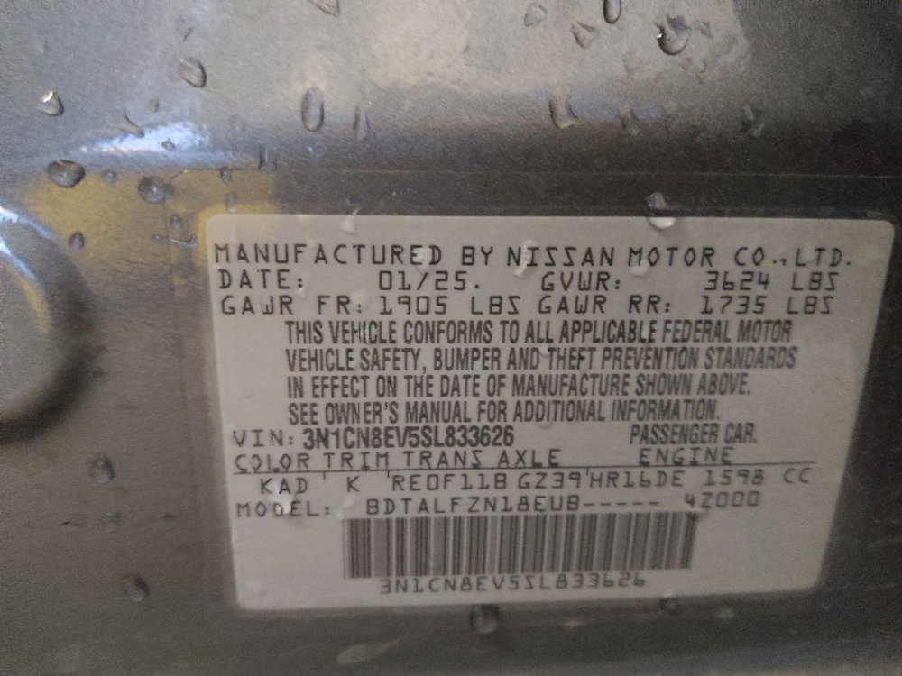 Used 2025 Nissan Versa SV FWD image 33