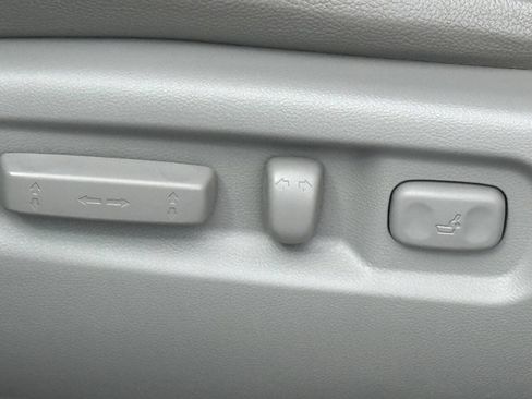 Used 2015 Honda Pilot Touring image 10