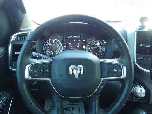 Used 2020 RAM 1500 Laramie w/ Sport Appearance Package AWD/4WD image 17
