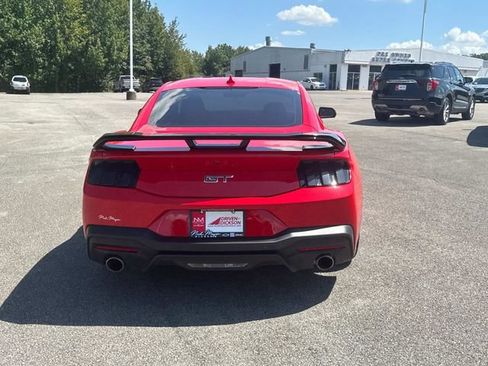 Used 2025 Ford Mustang GT Premium RWD image 5