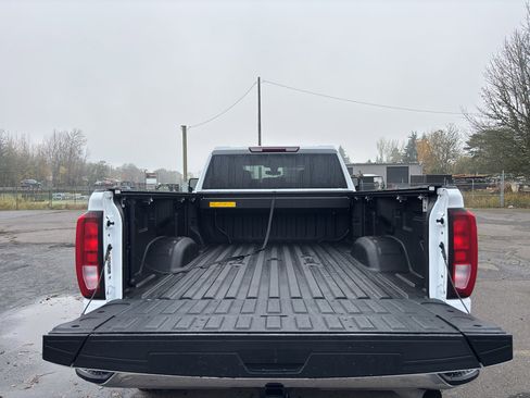 Certified 2023 GMC Sierra 3500 Pro w/ Gooseneck/5TH Wheel Package image 8