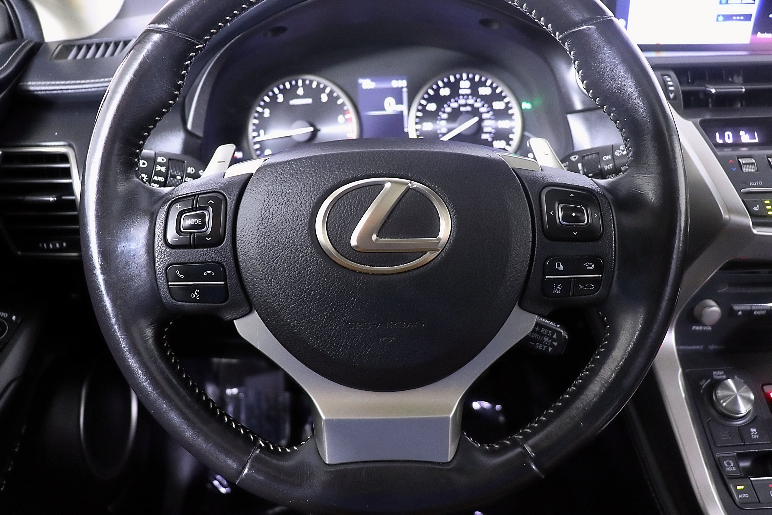 Used 2018 Lexus NX 300 FWD w/ Premium Package image 18
