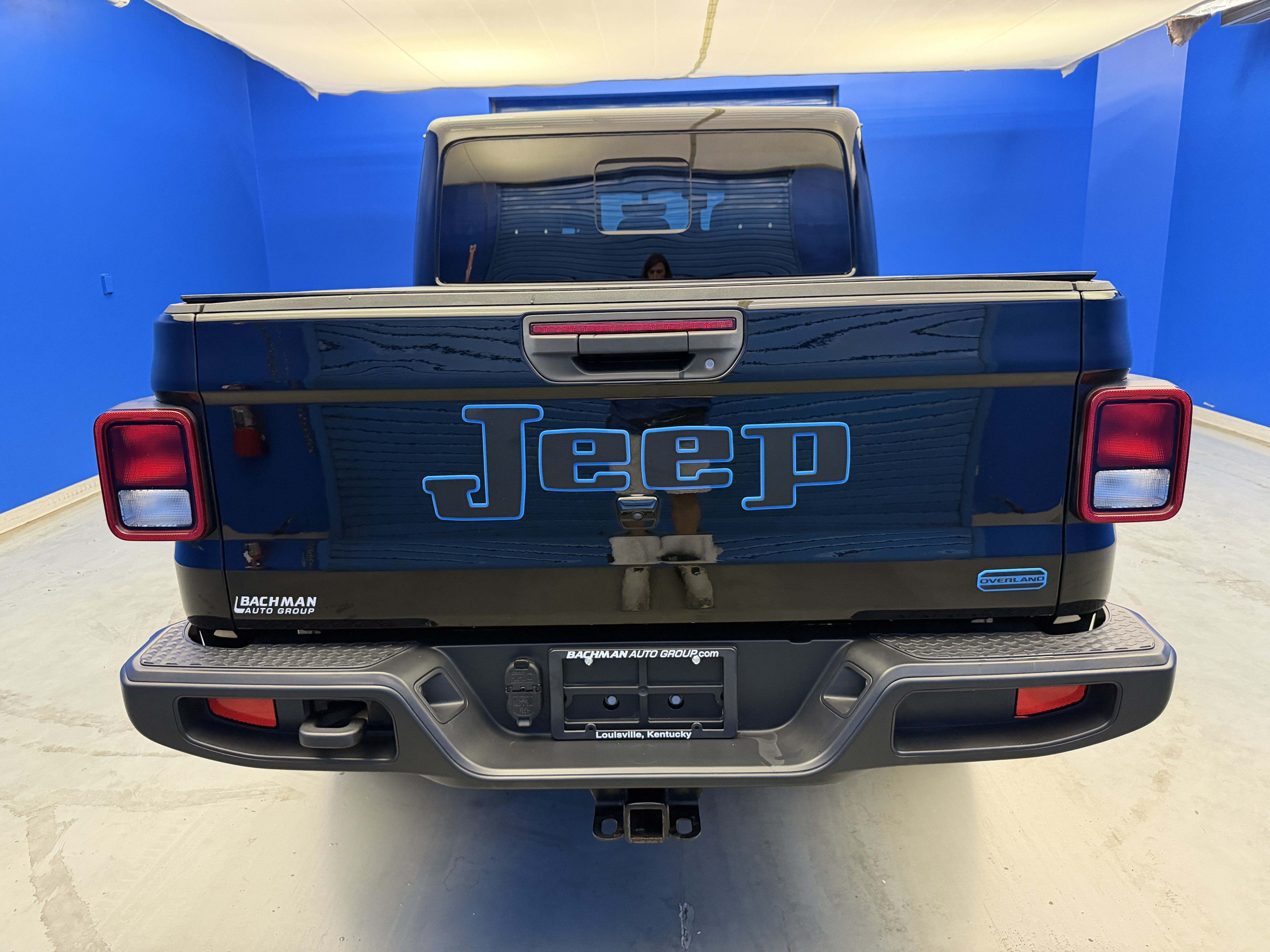 Used 2020 Jeep Gladiator Overland AWD/4WD image 6