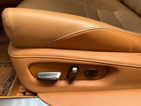 Used 2018 Lexus LC 500 Coupe w/ Touring Package RWD image 14