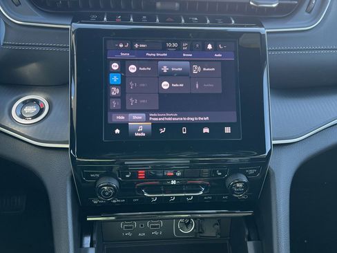 New 2025 Jeep Grand Cherokee L Altitude image 26