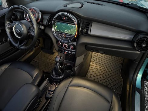 Used 2019 MINI Cooper Convertible w/ Signature Upholstery Package image 28