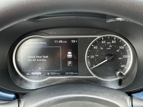 Used 2025 Nissan Versa SV FWD image 36