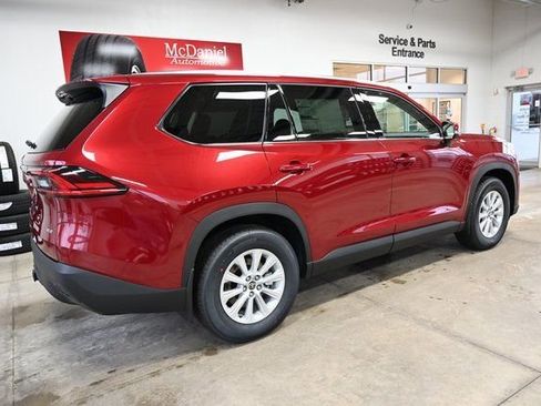 New 2026 Toyota Grand Highlander XLE image 5