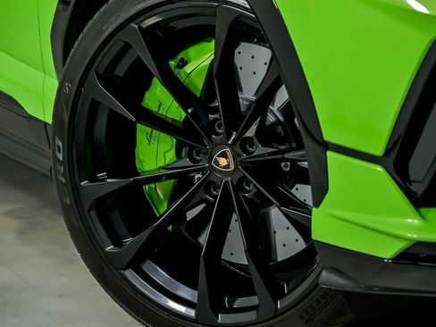 Used 2023 Lamborghini Urus S image 4