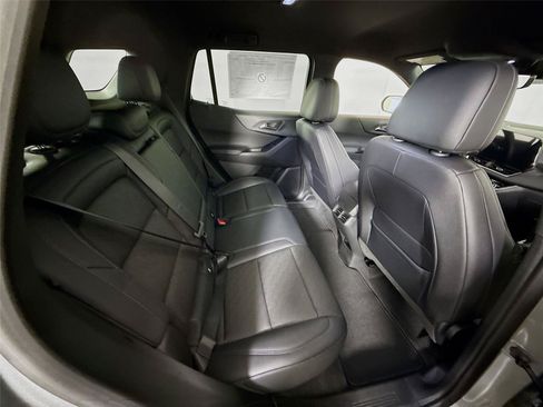 New 2026 Chevrolet Equinox LT w/ Convenience Package II AWD/4WD image 19