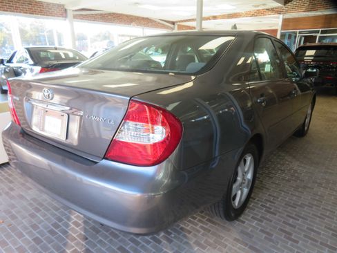 Used 2004 Toyota Camry SE image 51