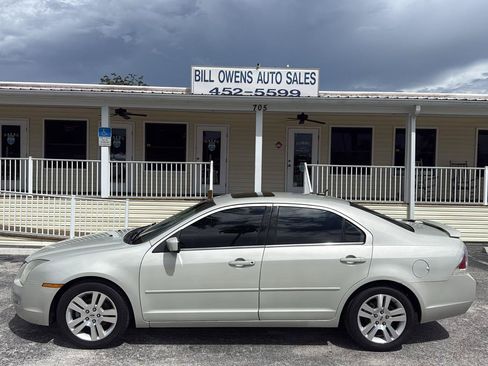 Used 2008 Ford Fusion SEL FWD image 2