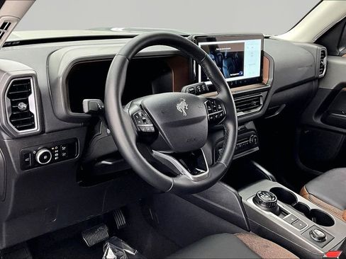 Used 2025 Ford Bronco Sport Outer Banks w/ Outer Banks Tech Package+ image 14