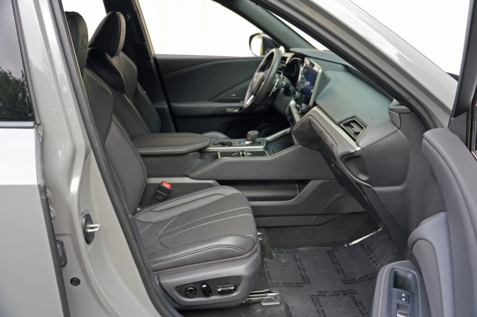 Used 2024 Lexus TX 500h AWD w/ Technology Package image 15