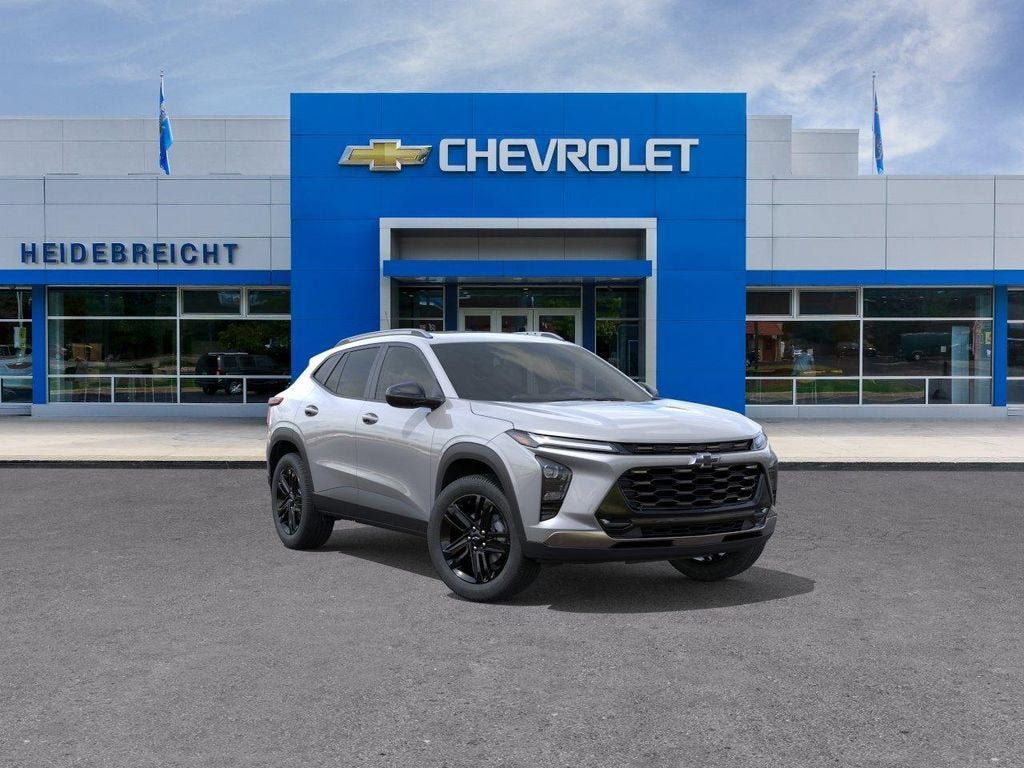 New 2026 Chevrolet Trax ACTIV w/ Sunroof Package FWD image 1