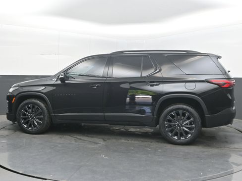 Used 2022 Chevrolet Traverse RS FWD image 5