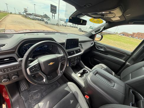 Used 2022 Chevrolet Tahoe LT w/ Luxury Package image 11