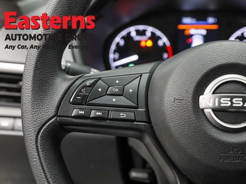 Used 2024 Nissan Altima 2.5 S image 15