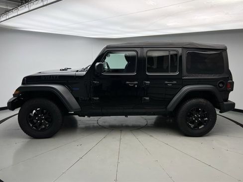 Used 2021 Jeep Wrangler Unlimited Sport AWD/4WD image 2