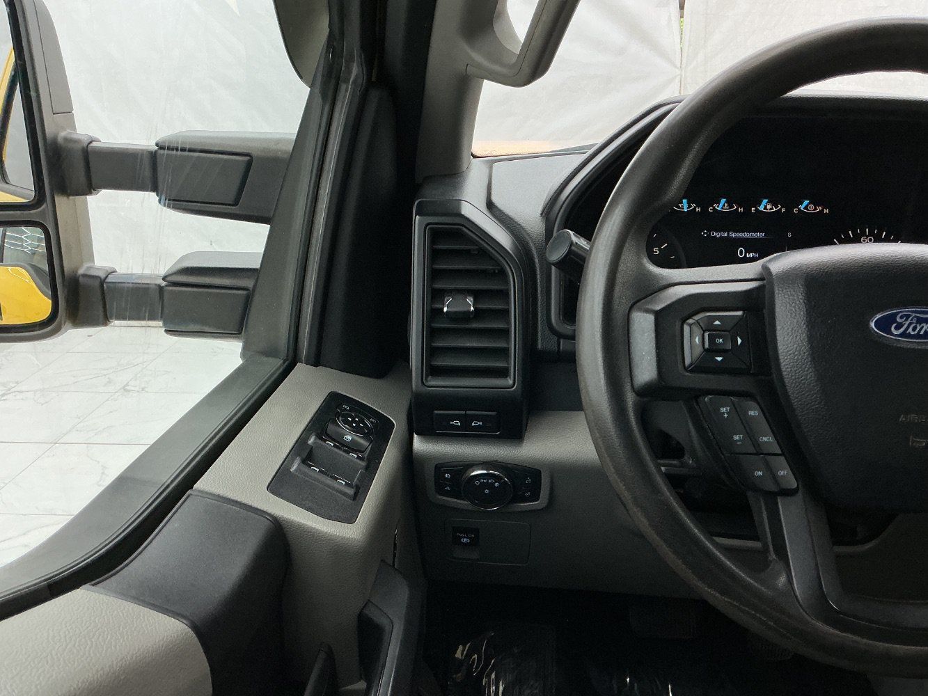 Used 2018 Ford F150 XL w/ Equipment Group 101A Mid AWD/4WD image 34