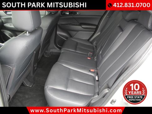 Used 2022 Mitsubishi Eclipse Cross AWD image 15