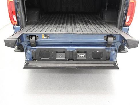 Used 2025 GMC Sierra 1500 Denali Ultimate AWD/4WD image 9