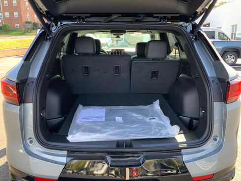 New 2025 Chevrolet Blazer RS w/ Driver Confidence II Package image 30