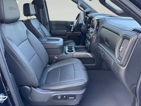 Used 2020 Chevrolet Silverado 2500 High Country image 31