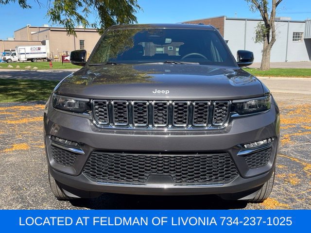 Used 2024 Jeep Grand Cherokee Limited AWD/4WD image 8