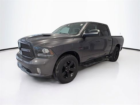 Used 2017 RAM 1500 Sport image 3