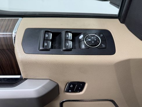 Used 2015 Ford F150 Lariat w/ Equipment Group 501A Mid image 14