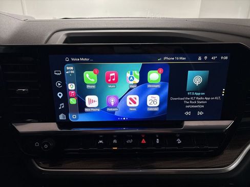 Used 2024 Chevrolet Silverado 1500 LT image 41