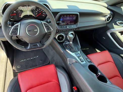 Used 2024 Chevrolet Camaro LT RWD image 12
