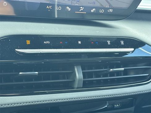 New 2026 Buick Enclave Sport Touring w/ Power Package image 25