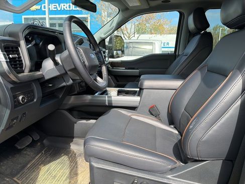 Used 2025 Ford F250 Lariat w/ Lariat Ultimate Package image 15