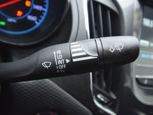 Used 2017 Chevrolet Cruze LT w/ Convenience Package image 29