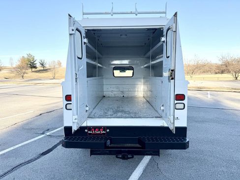 Used 2016 Chevrolet Silverado 3500 W/T image 21