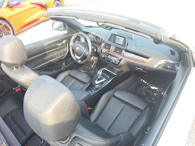 Used 2020 BMW 230i Convertible w/ Convenience Package RWD image 9