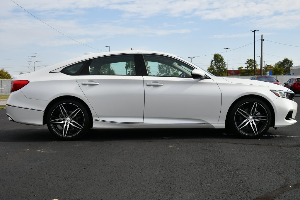 Used 2021 Honda Accord Touring image 8