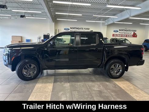 Used 2025 Nissan Frontier SV AWD/4WD image 14