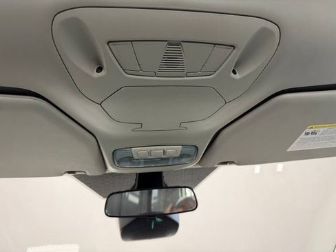 Used 2023 Ford Transit Connect XLT FWD image 30