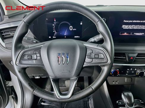 Used 2024 Buick Encore GX Preferred FWD image 13