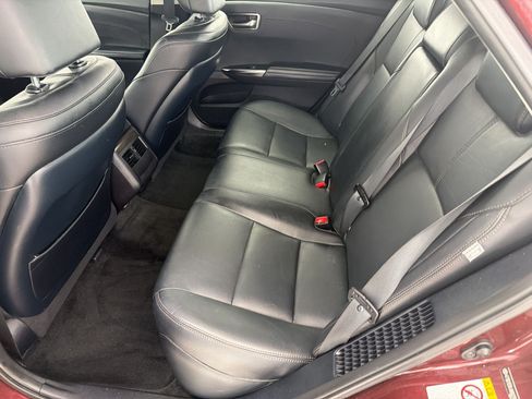 Used 2018 Toyota Avalon XLE Premium FWD image 13