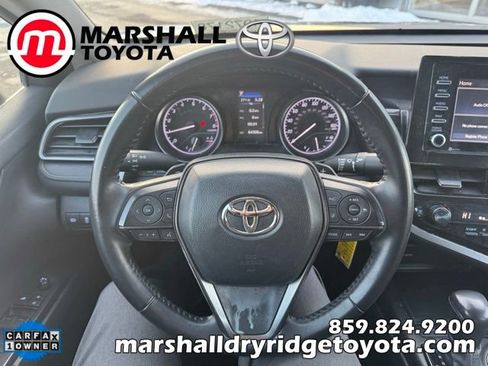 Used 2023 Toyota Camry SE image 14