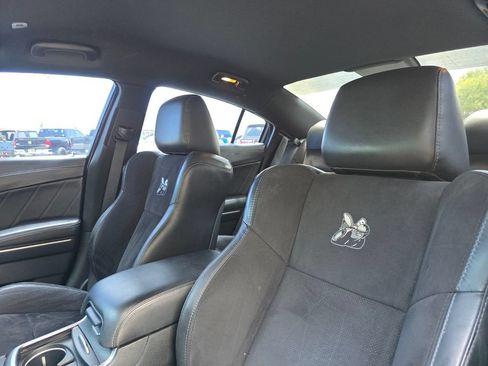 Used 2019 Dodge Charger Scat Pack w/ Plus Group RWD image 26