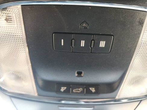 Used 2018 Jeep Grand Cherokee Altitude RWD image 42
