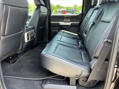 Used 2022 Ford F350 Lariat w/ Lariat Ultimate Package AWD/4WD image 6