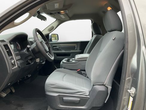 Used 2013 RAM 1500 Tradesman w/ PWR & Remote Entry Group image 9