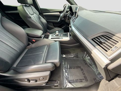 Used 2020 Audi Q5 2.0T Titanium Premium Plus w/ Premium Plus Package image 15