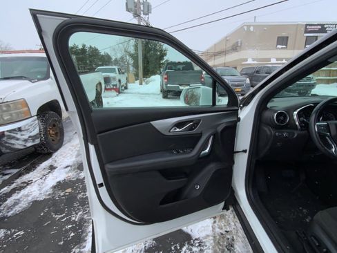 Used 2020 Chevrolet Blazer LT image 20
